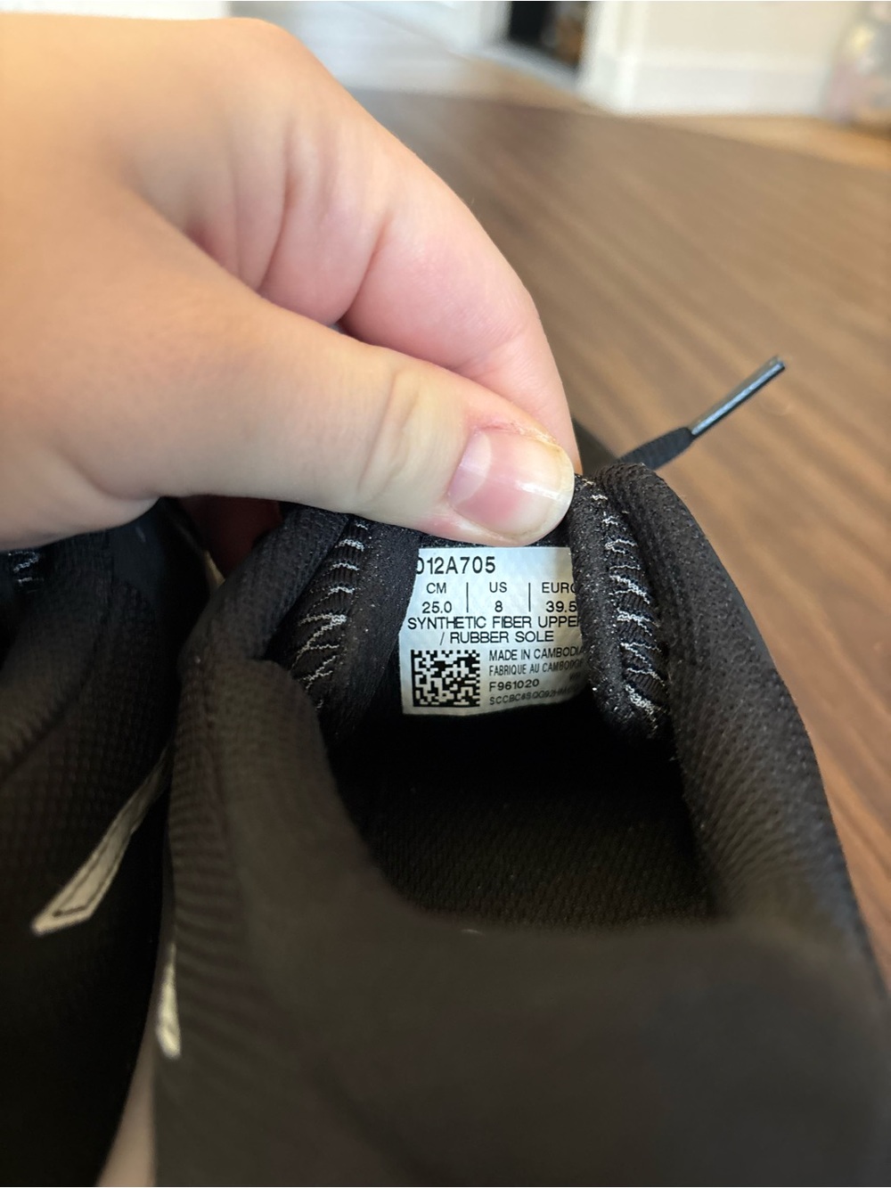 Asics Women's Patriot 12 Running Shoes Sneakers Black/White 1012A705 Size 8 - Picture 6 of 8